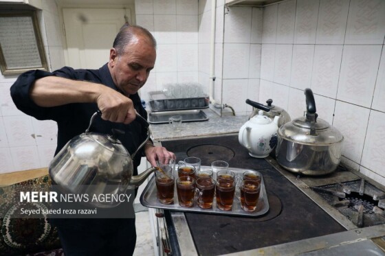 مراسم عزاداری شب هشتم محرم در امامزاده سید ناصرالدین(ع)