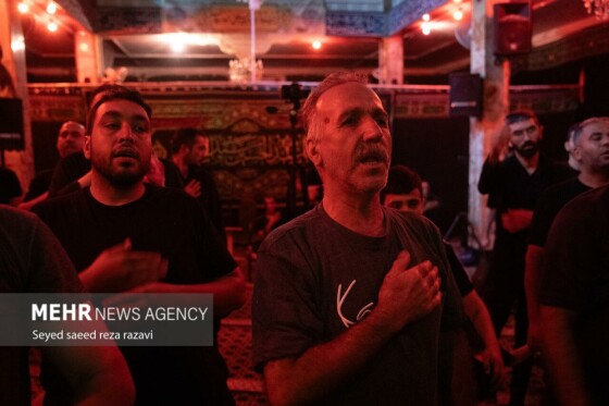 مراسم عزاداری شب هشتم محرم در امامزاده سید ناصرالدین(ع)