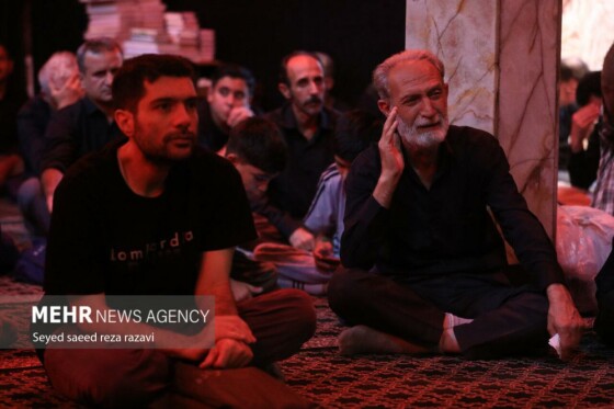مراسم عزاداری شب هشتم محرم در امامزاده سید ناصرالدین(ع)