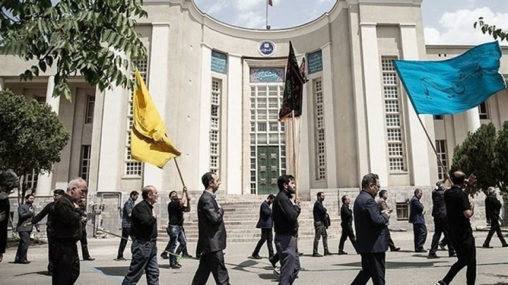 دسته عزاداران دانشگاه تهران صحنهی تجدید پیمان با رهبر انقلاب شد