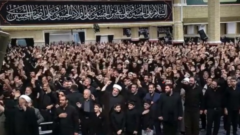حضور رهبر انقلاب در مراسم عزاداری شب عاشورای حسینی