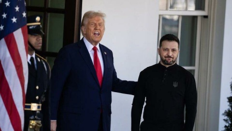 ترامپ: اوکراین باید بتواند از خودش دفاع کند؛ سلاح بیشتری می‌فرستیم!