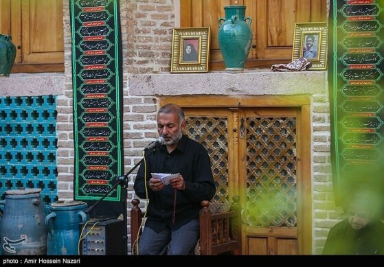 مراسم روضه اباعبدالله الحسین (ع)در خانه تاریخی نبوی قزوین