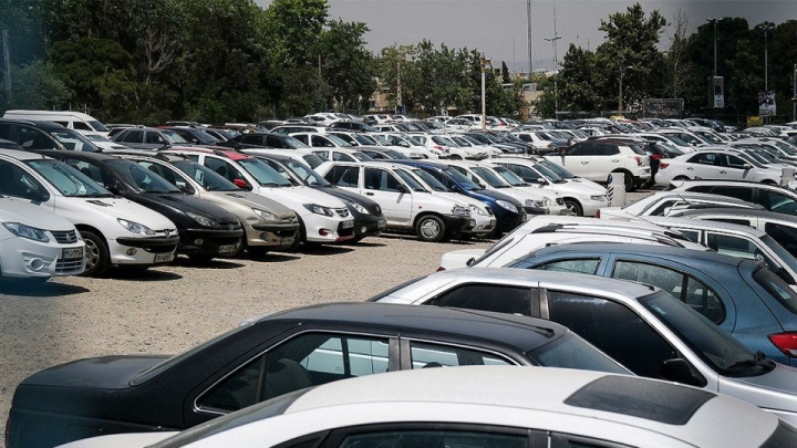 افزایش ۱۵ درصدی قیمت ها، بازار خودرو را تکان نداد