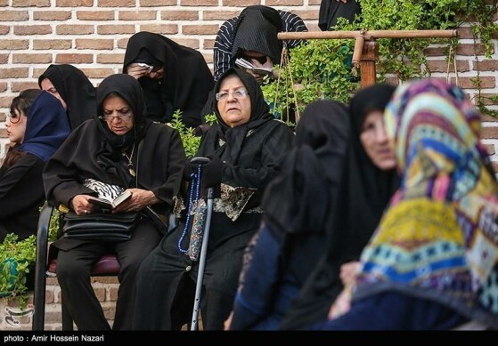 مراسم روضه اباعبدالله الحسین (ع)در خانه تاریخی نبوی قزوین