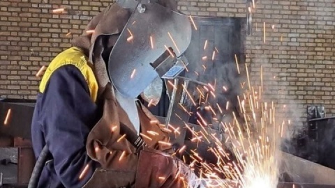 شیب نزولی تورم صنعت در بهار ۱۴۰۴