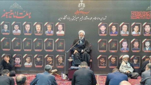 مذاکره‌ای که همزمان با حمله به خاک کشور انجام شود مورد قبول اسلام نیست