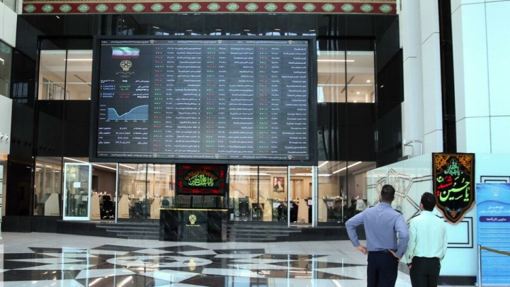 بیمه سهام و انتشار اوراق تبعی ۲۰ همتی صندوق تثبیت وارد فاز اجرا شد