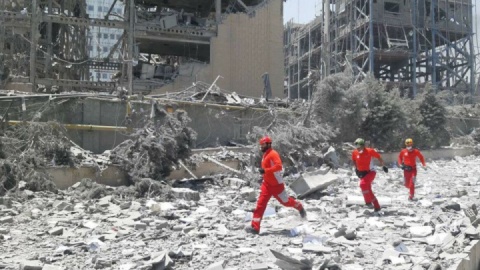 آن سوی آوار امید زنده بود