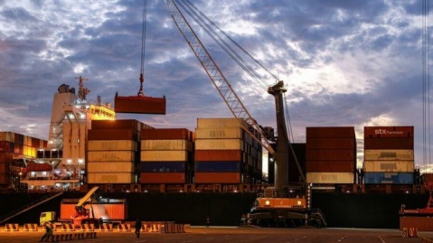 رشد ۹ درصدی صادرات مناطق آزاد در فصل بهار