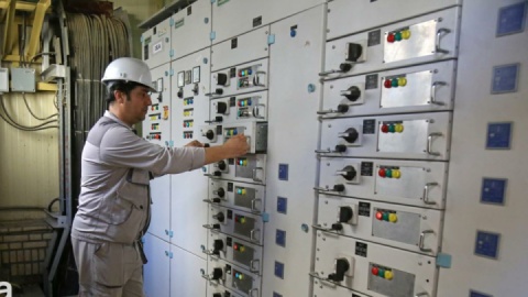 تلاش صنعت برق برای تامین برق پایدار در زمان اوج مصرف