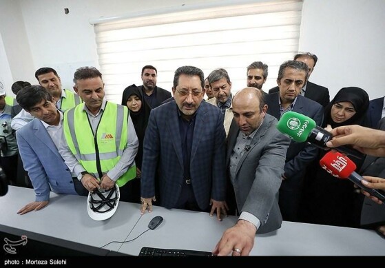 افتتاح فاز نخست نیروگاه خورشیدی آفتاب شرق - اصفهان