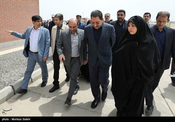 افتتاح فاز نخست نیروگاه خورشیدی آفتاب شرق - اصفهان