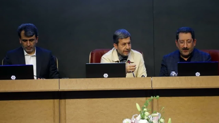 استاندار اصفهان: توسعه کشور در گرو جدی گرفتن بخش خصوصی است