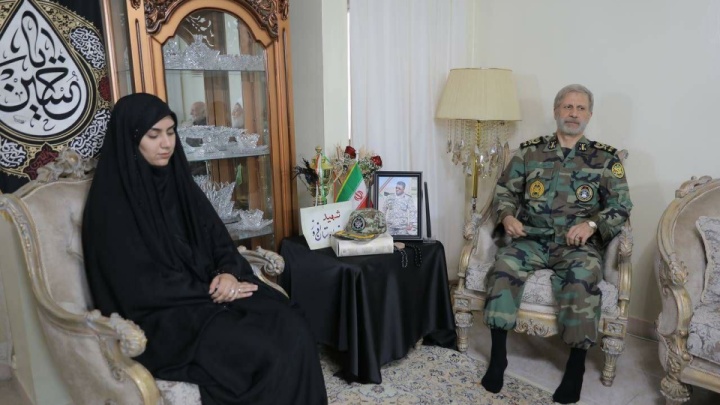 امیر حاتمی: خون پاک شهدا، شکست را به دشمن تحمیل کرد