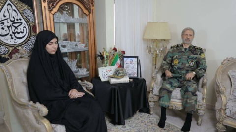 امیر حاتمی: خون پاک شهدا، شکست را به دشمن تحمیل کرد