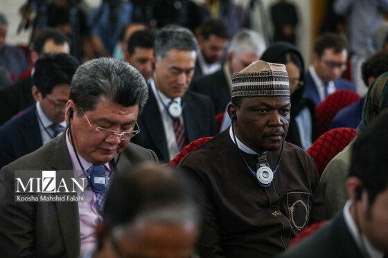 نشست وزیر امور خارجه با سفیران، کارداران و روسای نمایندگی‌های خارجی