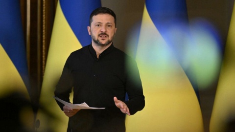 زلنسکی: ارسال تسلیحات آمریکایی از سرگرفته شده است