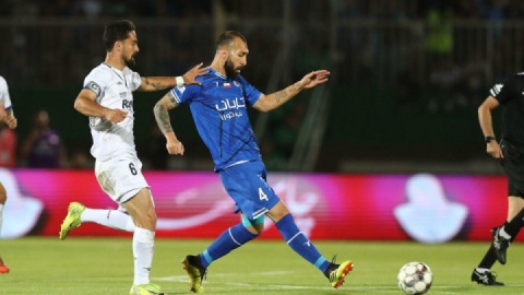 تمدید قرارداد روزبه چشمی با استقلال