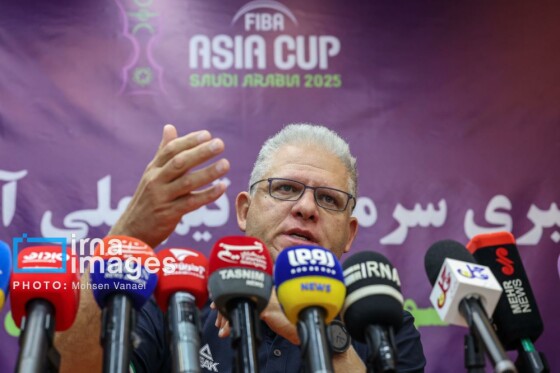 نشست خبری سرمربی تیم ملی بسکتبال
