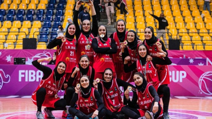 جدال خانوادگی