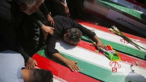 گزارش تصویری/ تشییع پیکر مطهر ۶ تن از شهدای هوافضای سپاه در کاشان