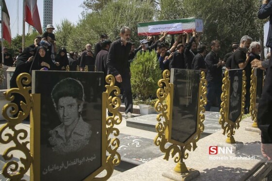 تشییع پیکر مطهر ۶ تن از شهدای هوافضای سپاه در کاشان