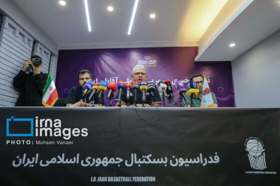 نشست خبری سرمربی تیم ملی بسکتبال