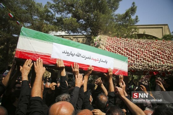 تشییع پیکر مطهر ۶ تن از شهدای هوافضای سپاه در کاشان