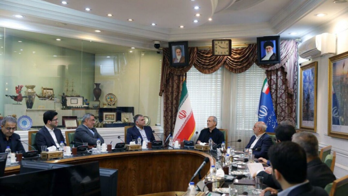 پزشکیان:توانمندی‌ نیروهای مسلح و انسجام ملی، عوامل اصلی پیروزی در جنگ بود