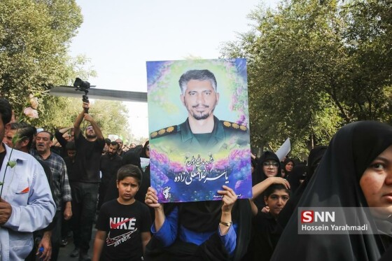 تشییع پیکر مطهر ۶ تن از شهدای هوافضای سپاه در کاشان