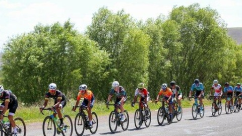 کسب مدال‌های رنگارنگ قزوین در مسابقات دوچرخه‌سواری منطقه‌ای