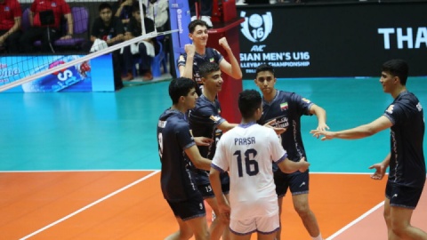 صعود مقتدرانه شاگردان صادقیانی مقابل قزاقستان