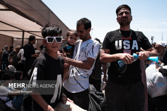 بازگشت اتباع افغانستانی از مرز دوغارون