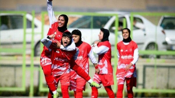 انتشار دلایل استعفای سرمربی تیم فوتبال دختران پرسپولیس