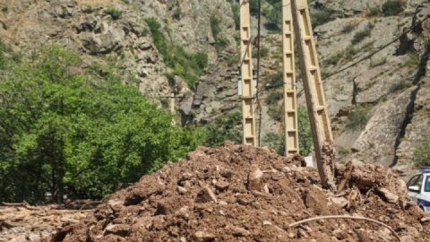 انسداد موقت جاده چالوس به دلیل ریزش سنگ