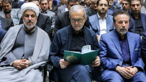 گزارش تصویری/ حضور رئیس جمهور و اعضای دولت در مراسم ترحیم برادر دکتر علی طیب‌نیا