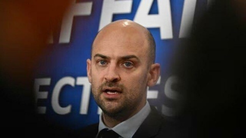 تهدید فرانسه به فعال کردن مکانیسم ماشه تا پایان ماه اوت