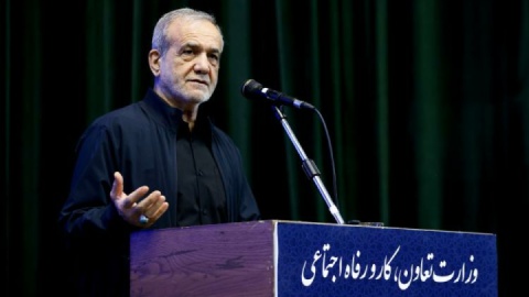 گزارش تصویری/ حضورپزشکیان در وزارت تعاون،کار و رفاه اجتماعی