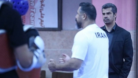 برای مسابقات جهانی و کشورهای اسلامی دو تیم خواهیم داشت