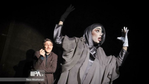 گزارش تصویری/ نمایش بازیگر سایه ها