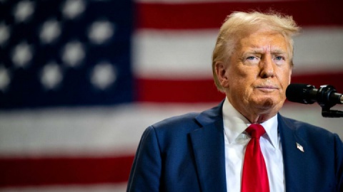 ترامپ و نقض شعار «اول آمریکا» با کمک به اوکراین