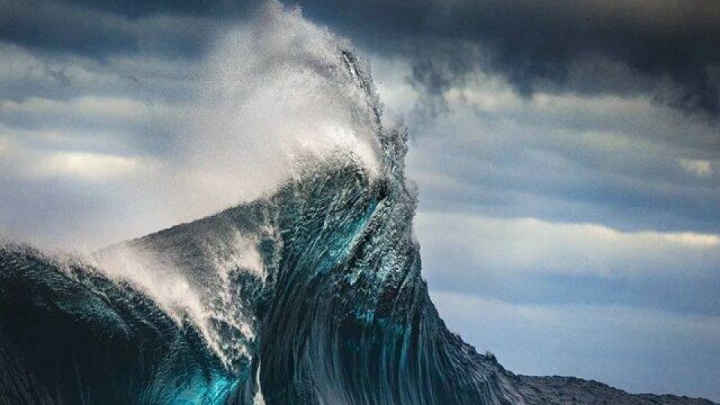 وزش باد شدید و افزایش ارتفاع امواج در شمال و جنوب کشور