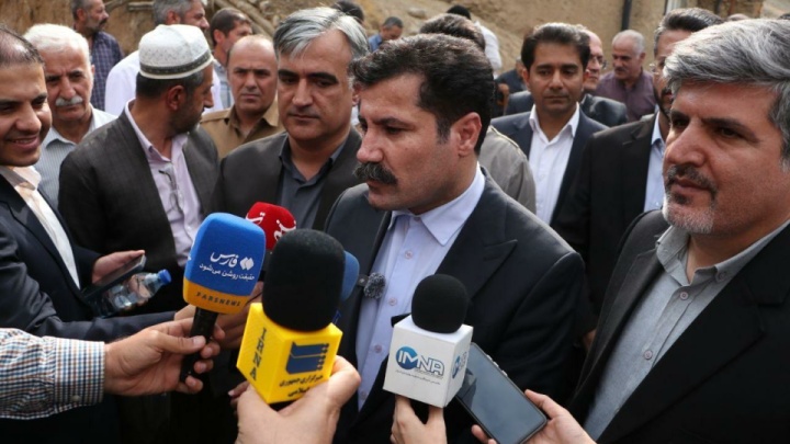 بهبود وضعیت راه‌های کردستان مورد توجه دولت است