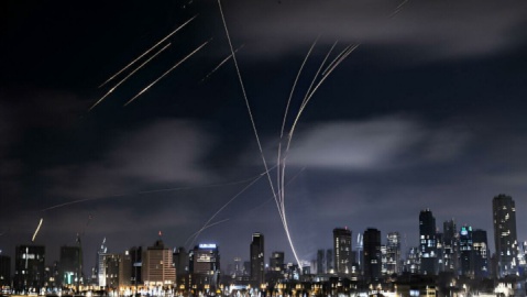 اذعان وال استریت ژورنال: ایران راه نفوذ به سامانه‌های دفاع موشکی اسرائیل را پیدا کرده است