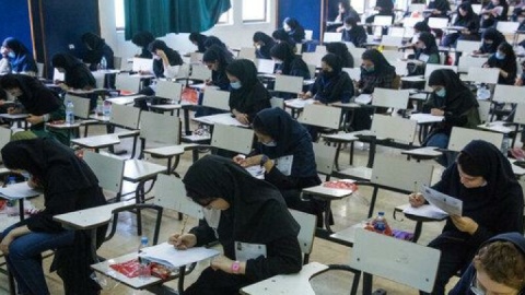 همراه داشتن وسایل غیرمجاز الکترونیکی در آزمون‌های سراسری، موجب محرومیت از آزمون می‌شود