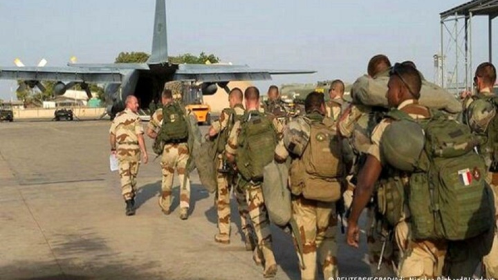 فرانسه به حضور نظامی خود در سنگال پایان می‌دهد