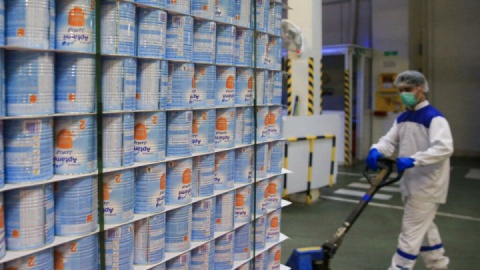 تأمین پایدار و توزیع عادلانه شیر خشک در کشور/ به زودی ۲ شرکت به خط تولید اضافه می‌شود