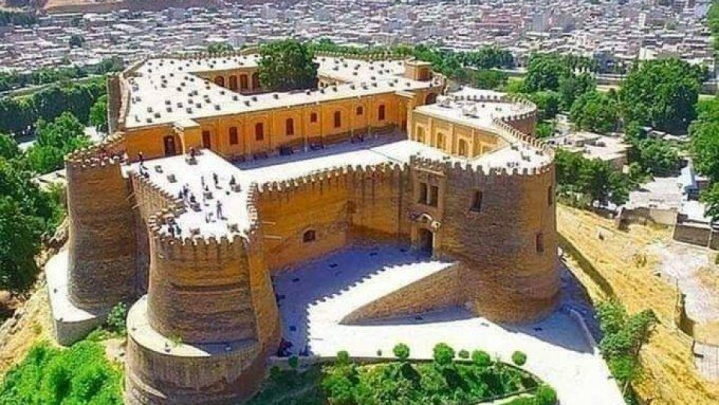 جابجایی پادگان سپاه از مجاورت قلعه فلک الافلاک، پاییز امسال