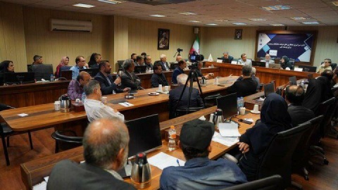 صنایع با فعالیت خود نشان دادند زندگی در وسط جنگ جریان دارد